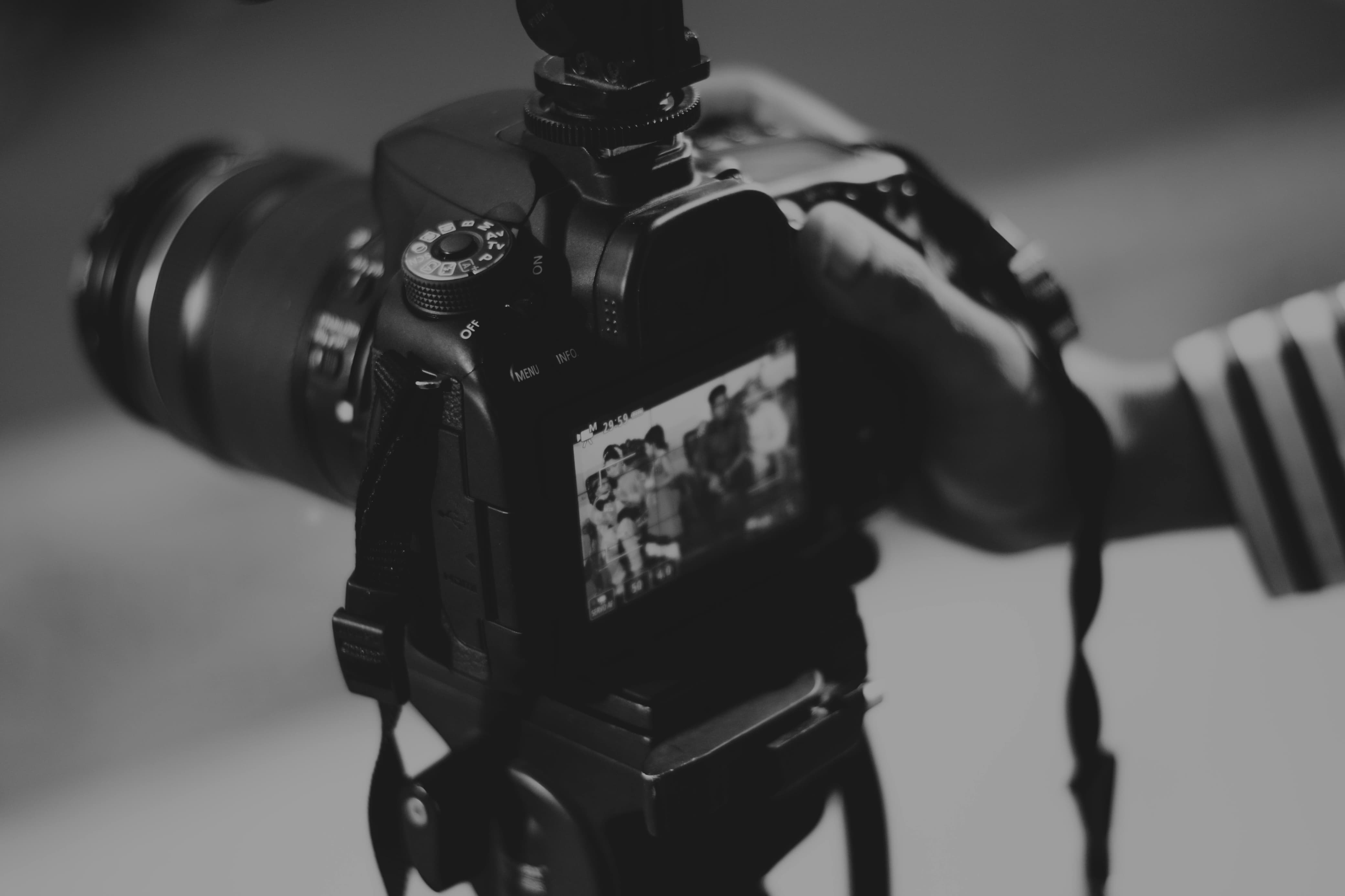 Online Certificate Courses in Journalism, Photography, and Short Film Making